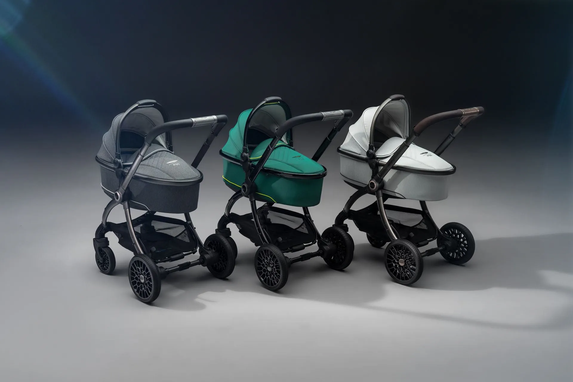 High performance meets parenthood as Aston Martin and egg® join forces to unveil the ultimate luxury stroller